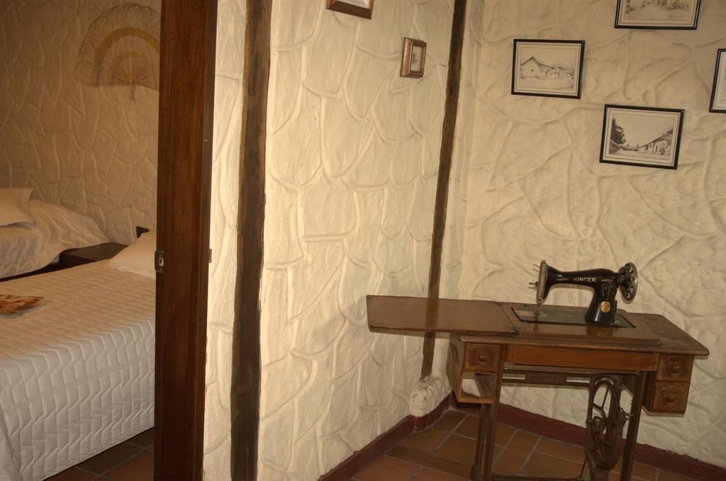 Hotel Quito Antiguo Bagian luar foto