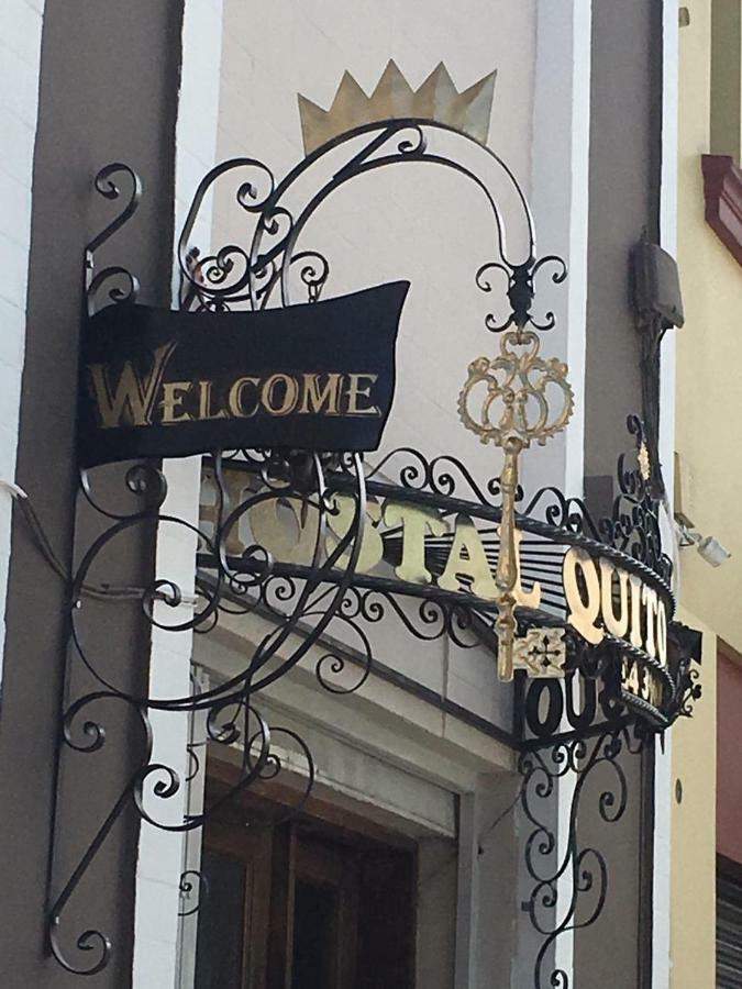 Hotel Quito Antiguo Bagian luar foto